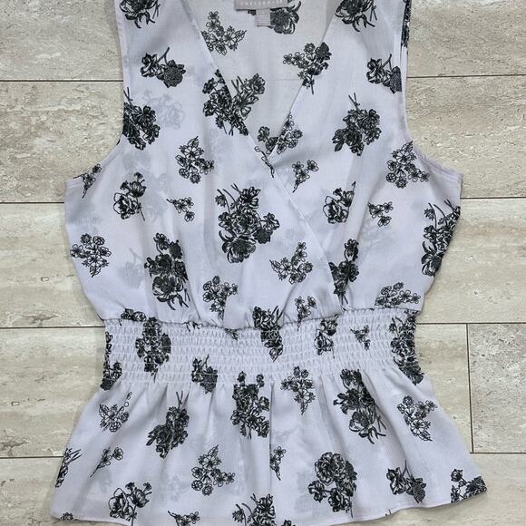 Chelsea28 Black & White Floral Blouse - Picture 2 of 6